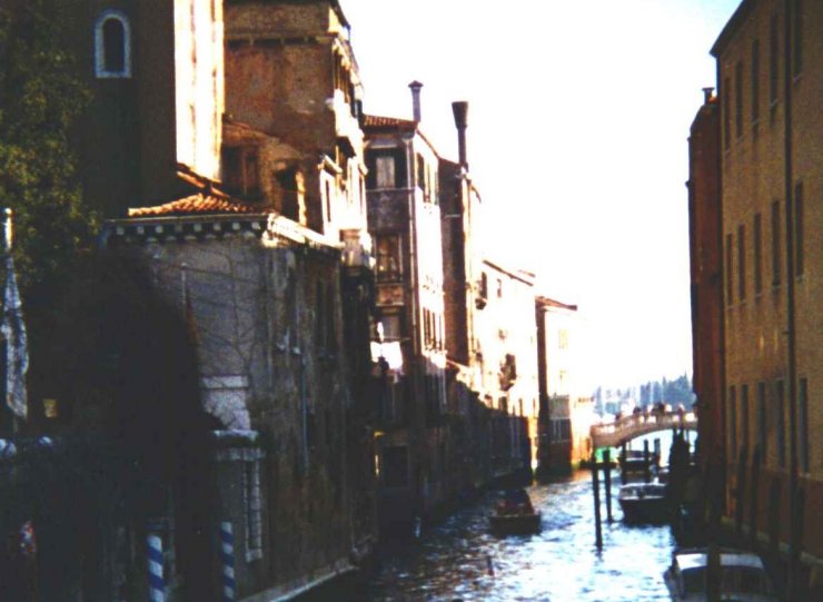10 - Canal